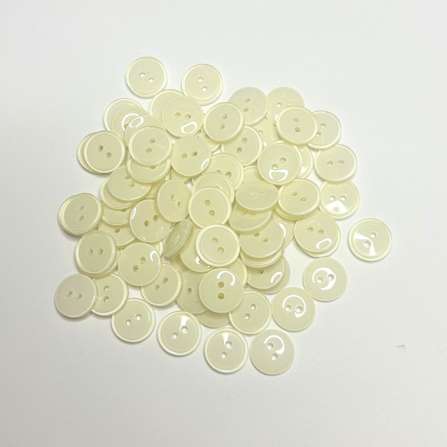 Knoop Plastic - Off White - 1cm
