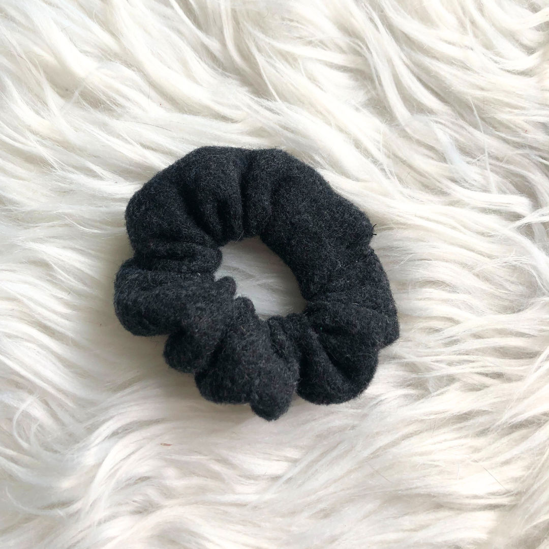 Mini Scrunchie Grey